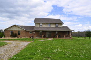 4611 149th Rd, Bolivar, MO 65613-8545