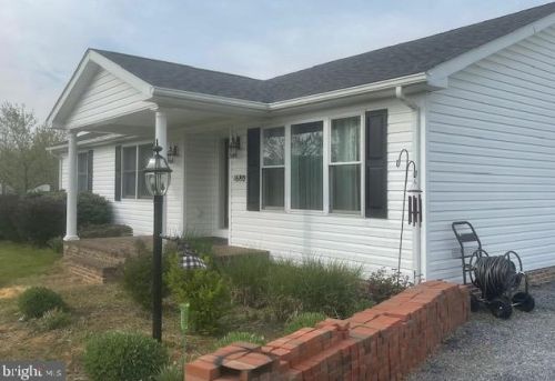 1680 River Rd, New Market, VA 22844-2004