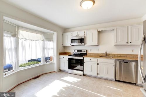 7722 Bristol Sq Ct, Springfield VA  22153-3120 exterior