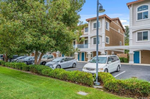 142 3rd St, San Bernardino, CA 92410-4802