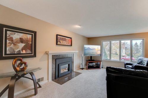 15 Emerson Ave, Saint Paul MN  55118-2126 exterior