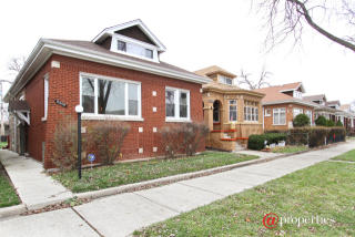 8448 Aberdeen St, Chicago, IL 60620-3343