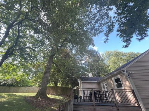1266 Kingsley Cir, Atlanta GA  30324-3224 exterior