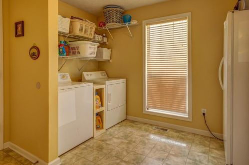 3361 Deer Hollow Trl, Conyers GA  exterior