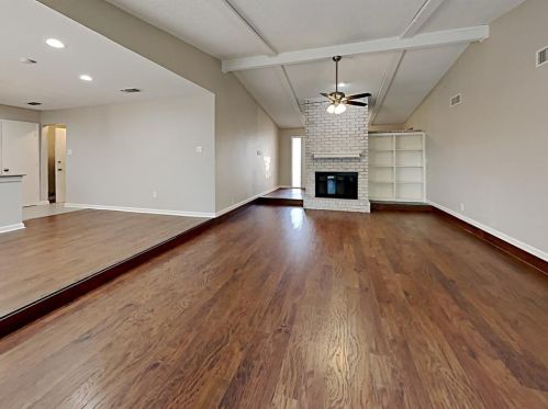 7241 Southridge Trl, Fort Worth, TX 76133-7124