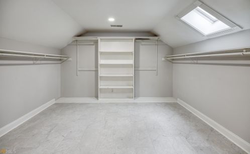 170 Huntcliff Pt, Atlanta GA  30350-1601 exterior