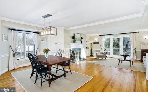 115 The Mews, Tavistock NJ exterior