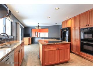 1380 Carol Ln, Bannockburn IL  60015-2012 exterior