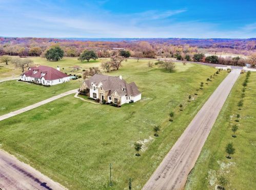 159 Boyce Ln, Fort Worth, TX 76108-9653