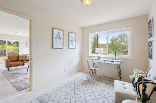 10564 Ainsworth Dr, Los Altos CA 94024-7448 exterior