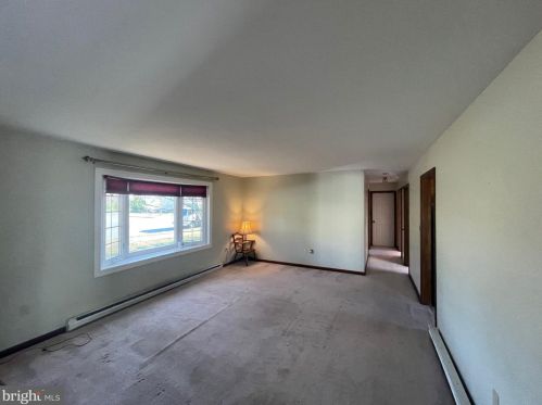 2736 Patton Rd, Harrisburg, PA 17112-8611