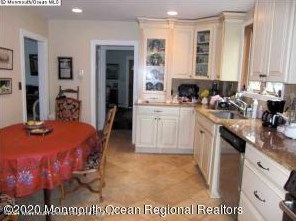 23 John St, Tinton Falls NJ  07701-2337 exterior