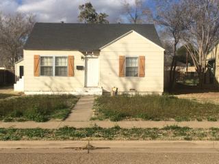 2606 36th St, Lubbock TX  79413-2412 exterior