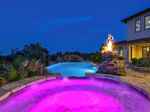 8708 Capehart Cv, Austin TX  78733-3260 exterior