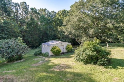 1308 Cross Plains Hulett Rd, Carrollton GA  30116-6643 exterior