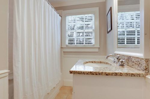 2106 Belvedere Dr, Atlanta GA  30318-1704 exterior