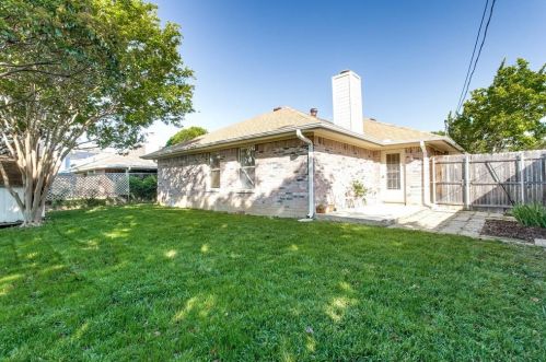 8418 Crystal Ln, Fort Worth TX  76182-3636 exterior