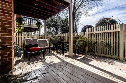 502 Ansley Villa Dr, Atlanta GA  30324-4813 exterior
