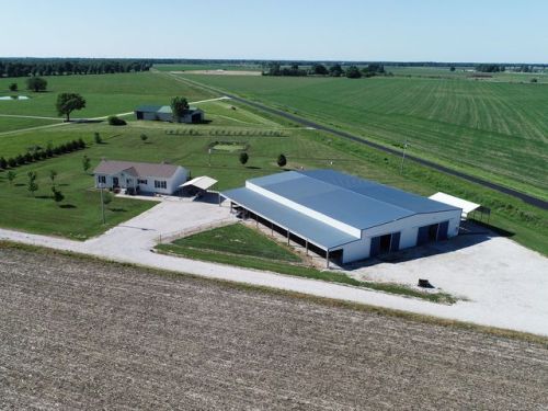 3439 County Road 2650, Clark, MO 65243-3271
