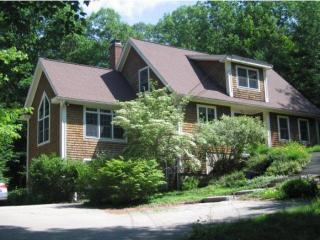 84 Cunningham Pond Rd, Peterborough, NH 03458-1603
