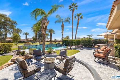 48 Oak Tree Dr, Rancho Mirage, CA 92270-1612