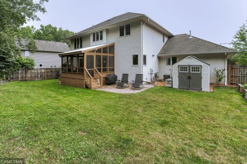 776 Henslow Ave, Saint Paul MN  55128-5365 exterior