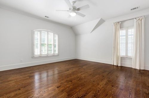 4000 Arden Way, Atlanta GA  30342-3948 exterior