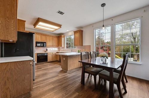 7811 Cheno Cortina Trl, Austin TX  78749-2717 exterior