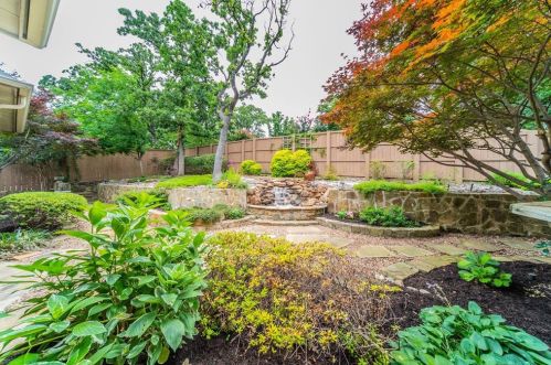 7000 Mossycup Ln, Fort Worth TX  76182-3674 exterior