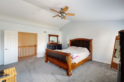 725 Bluebell Ln, Pingree Grove IL  60140-9154 exterior