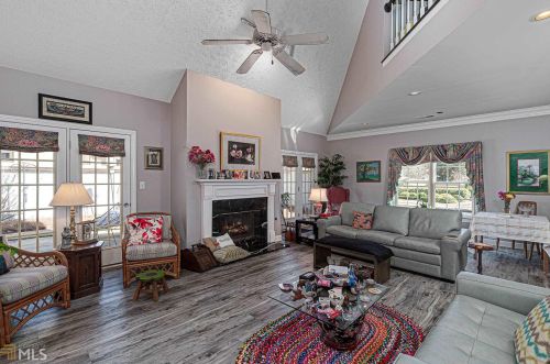 100 Wexford Ct, Stockbridge GA  30281-6307 exterior