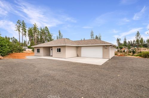 5948 Libby Rd, Paradise, CA 95969-4217