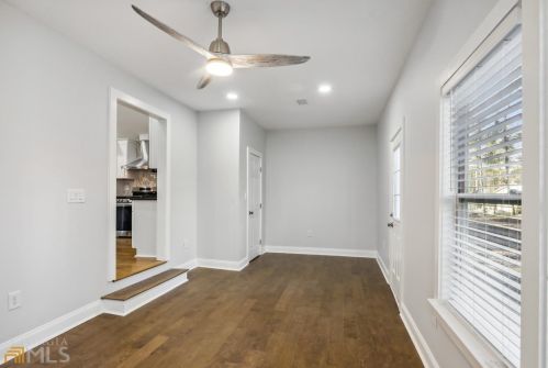 2527 Hatfield Cir, Atlanta GA  30316-3950 exterior