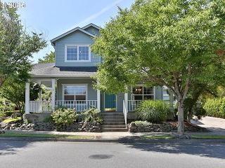22180 Park Ln, Interlachen, OR 97024-3780