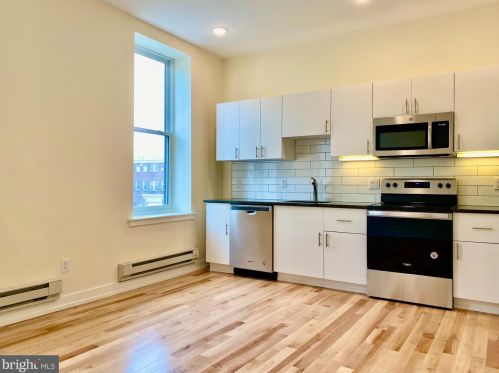 1236 Broad St, Philadelphia, PA 19146-3119