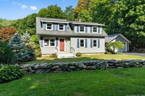 40 Mile Creek Rd, Lyme, CT 06371-1711