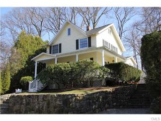 10 Dibble St, Norwalk, CT 06853-1214