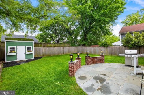 9613 Clearview Pl, Silver Spring MD 20901-2902 exterior