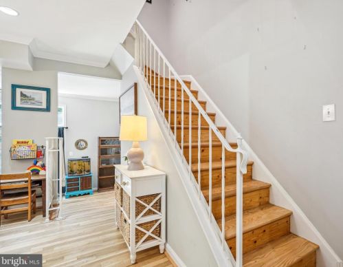 5269 Bradgen Ct, Springfield VA  22151-3524 exterior