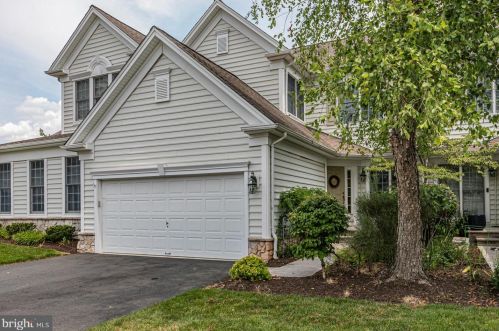 6 Trewbridge Ct, Princeton, NJ 08540-7737