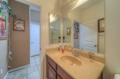 9380 Dauchy Ave, Riverside CA  92508-9213 exterior