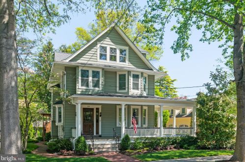 115 Lafayette Ave, Tavistock, NJ 08033-3309