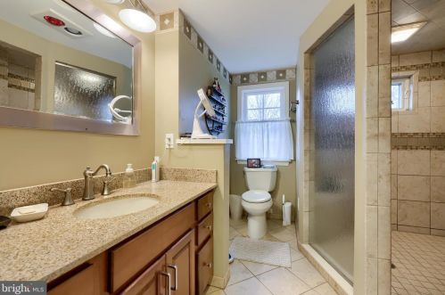 2078 Jarvis Rd, Lancaster PA  17601-6026 exterior