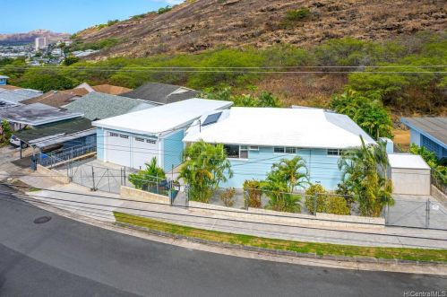 1530 Ainakoa Ave, Honolulu HI  96821-1114 exterior