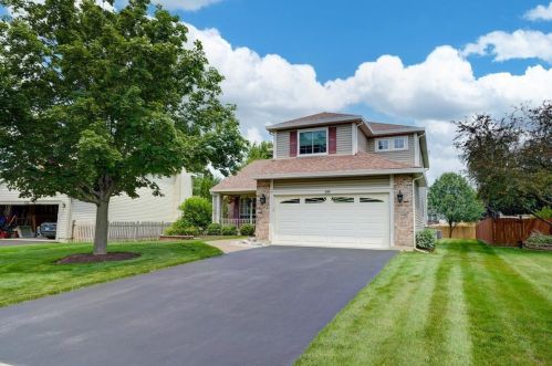 349 Lincoln Dr, Hanover Park, IL 60103-6549