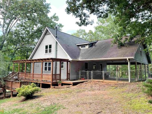 307 Cedar St, Stockbridge GA  30281-3890 exterior