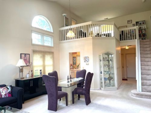 3221 Daniels Ct, Arlington Hts, IL 60004-7714