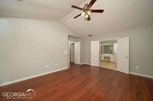 10945 Glenbarr Dr, Duluth GA  30097-7877 exterior