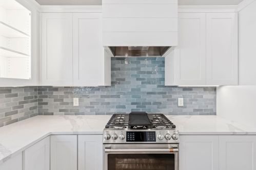 50 Cate St, Portsmouth, NH 03801-4107