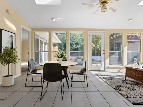 4344 Selkirk Dr, Fort Worth TX  76109-5043 exterior